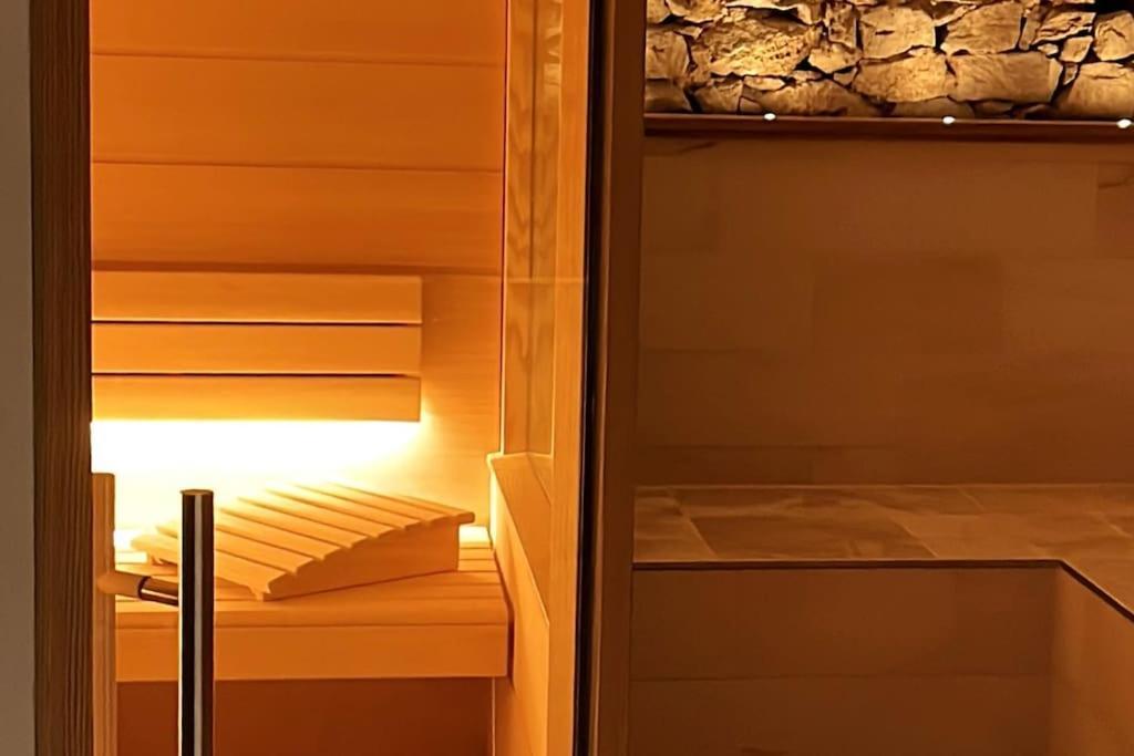 Wohlfuehl-Apartment Am Paradiesberg Radebeul Bagian luar foto